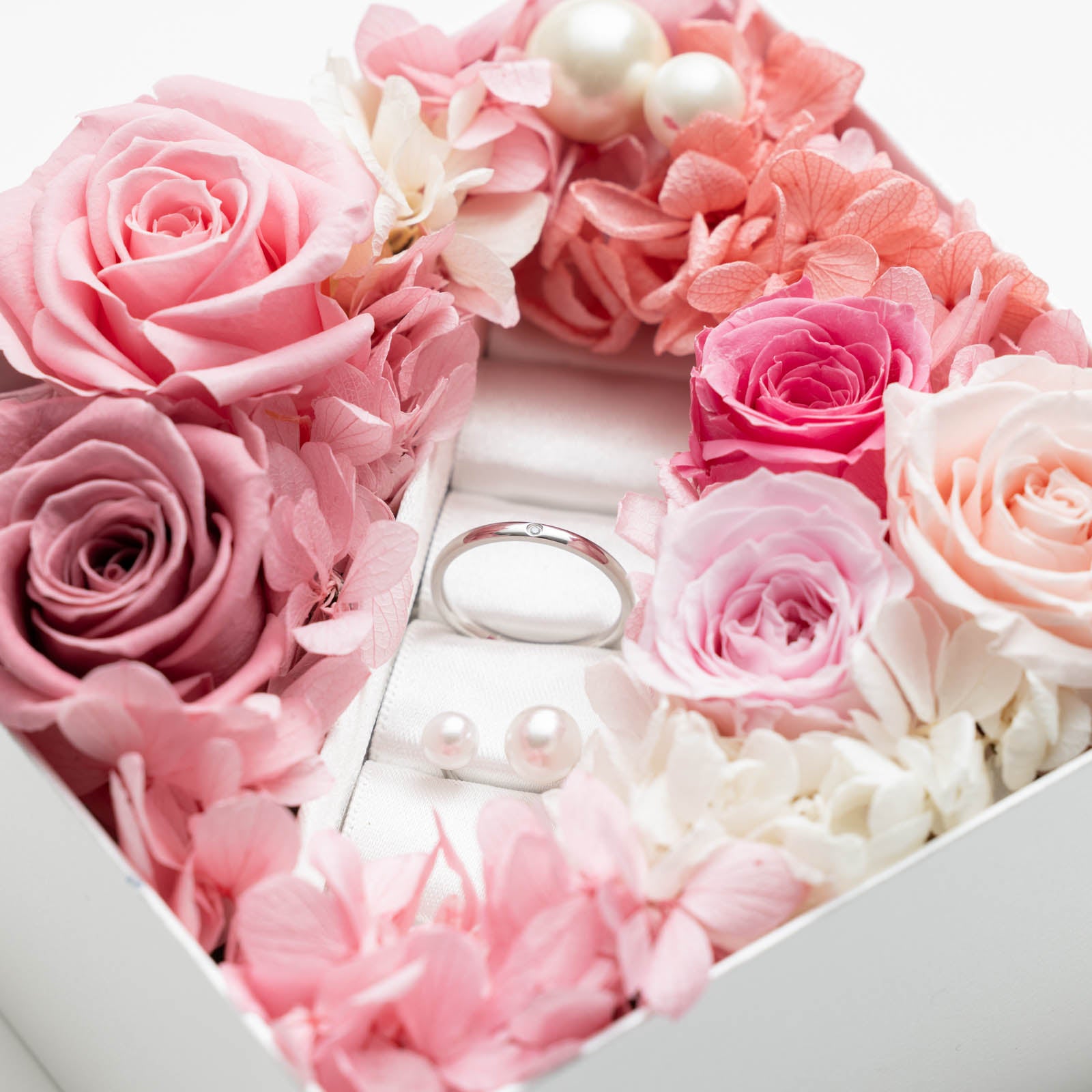 コフレ“ガーデン” ホワイト